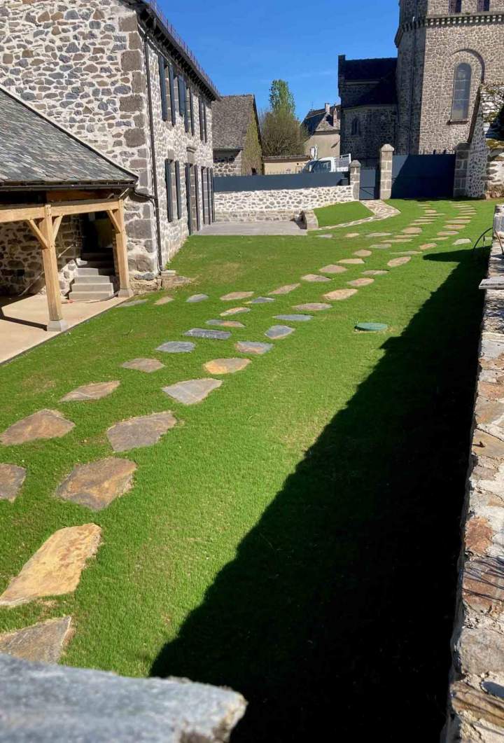 Aménagement de cour Saint-Flour
